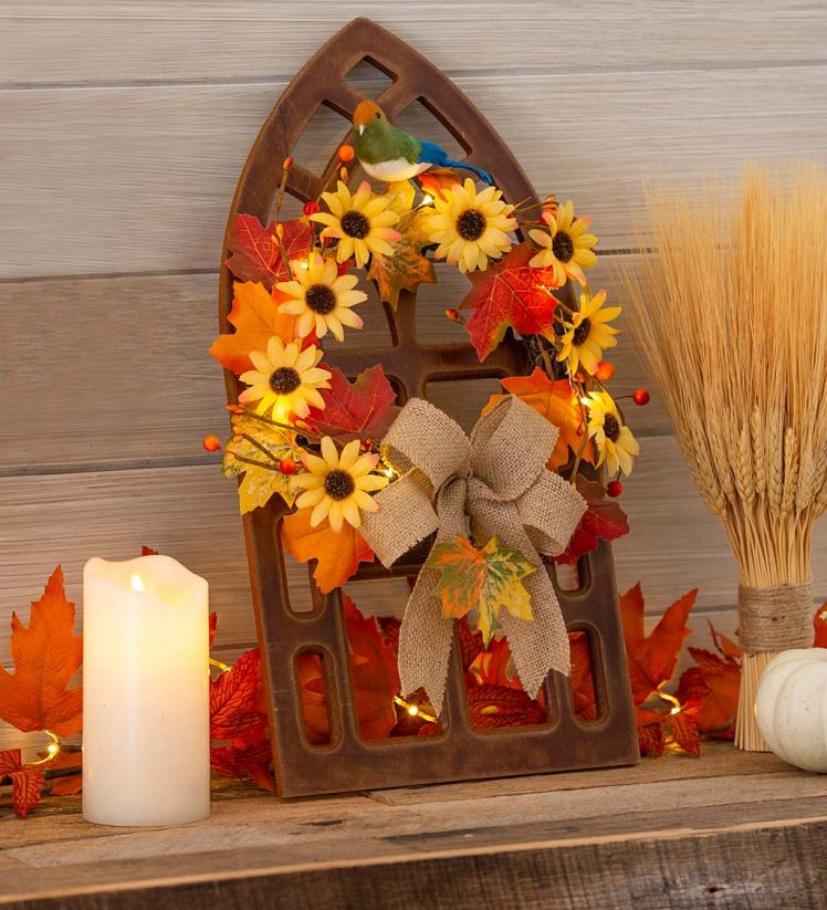 Plow & Hearth articles ménagers couronne lumineuse sur une fenêtre de la cathédrale art mural 0BNZ2427