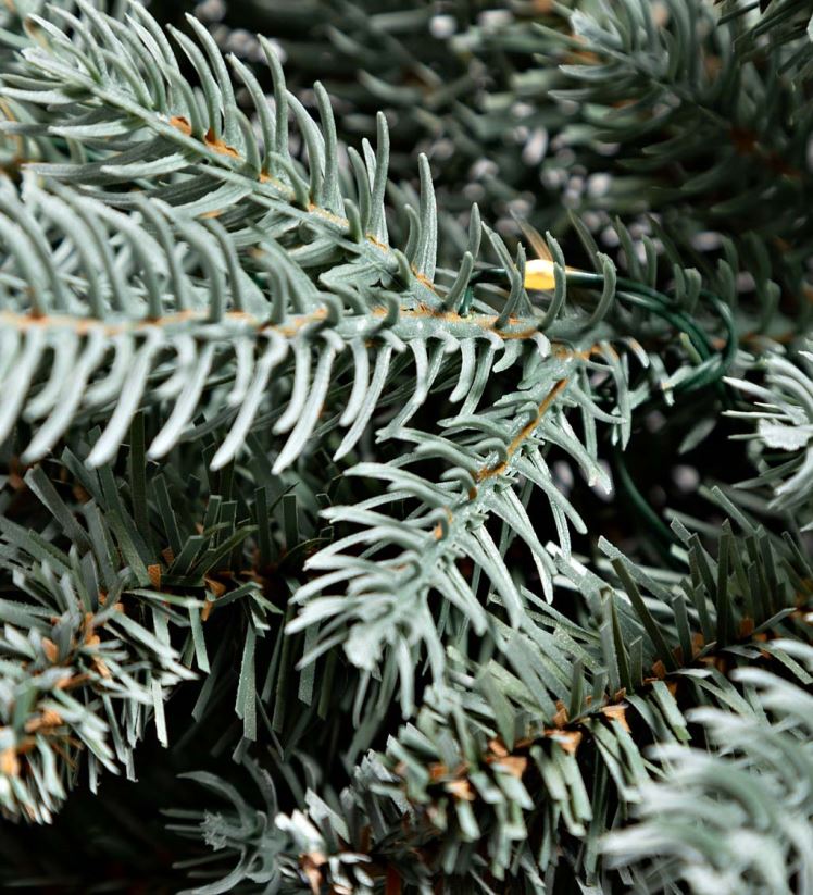 Plow & Hearth articles ménagers couronne de Noël illuminée en pin brumeux 0BNZ1709