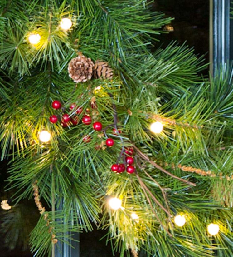 Plow & Hearth articles ménagers Couronne faîtière bleue intérieure/extérieure avec lumières à double fonction à piles, 24