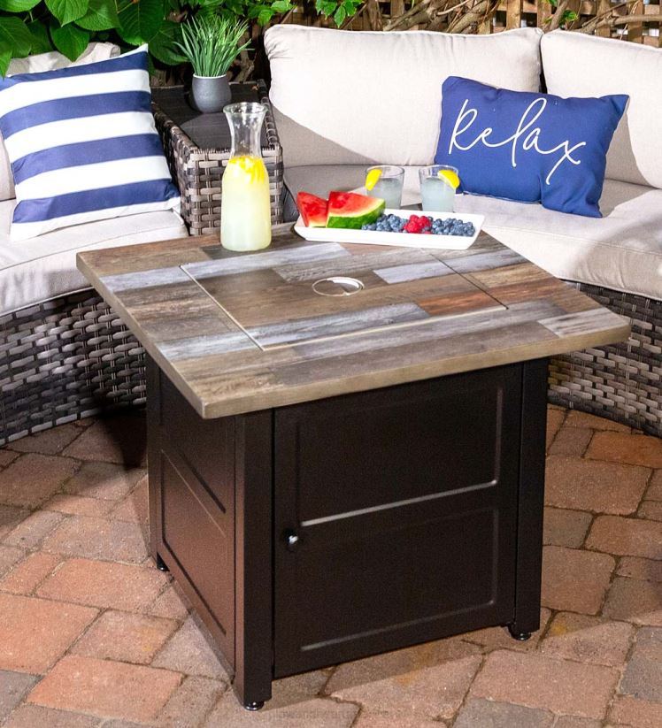 Plow & Hearth articles ménagers Foyer extérieur au gaz LP Beldon avec manteau en résine imprimée, 30