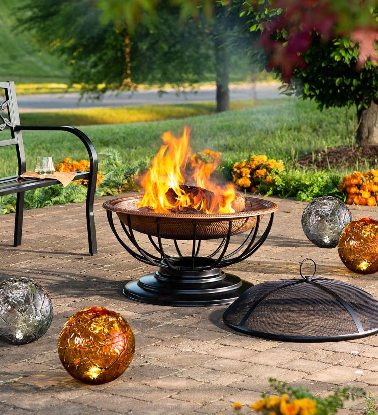 Plow & Hearth articles ménagers foyer en cuivre martelé avec couvercle se transformant en table 0BNZ1592