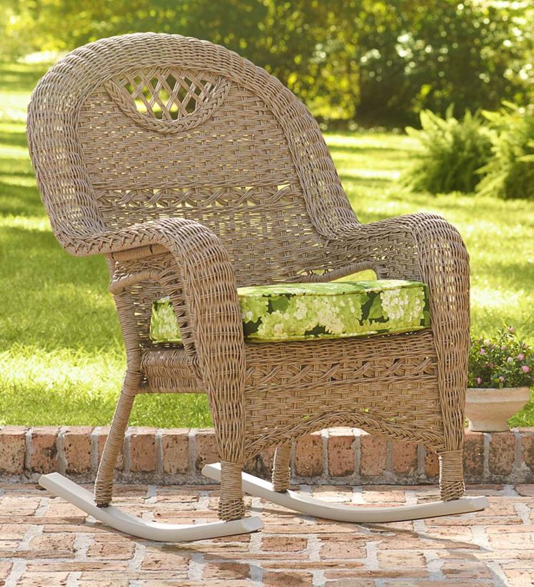 Plow & Hearth articles ménagers Ensemble de deux chaises à bascule et table de bout en osier Prospect Hill - blanc nuage 0BNZ1117