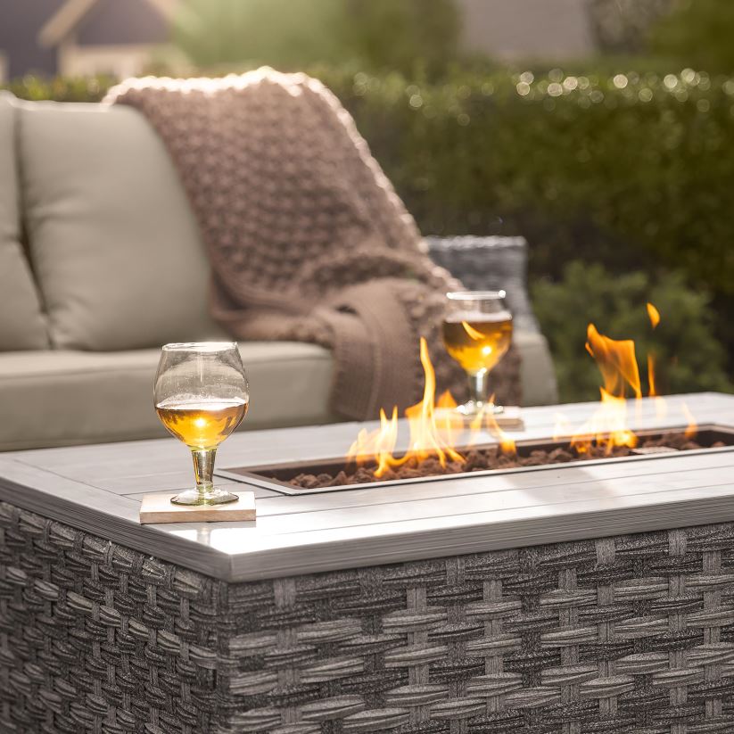 Plow & Hearth articles ménagers St. ensemble de sièges pour patio et foyer en osier Helena, 5 pièces 0BNZ1076