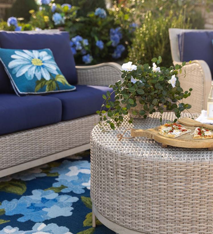 Plow & Hearth articles ménagers Urbanna Driftwood Premium Wicker Ensemble quatre pièces avec coussins – Bleu marine minuit 0BNZ1158