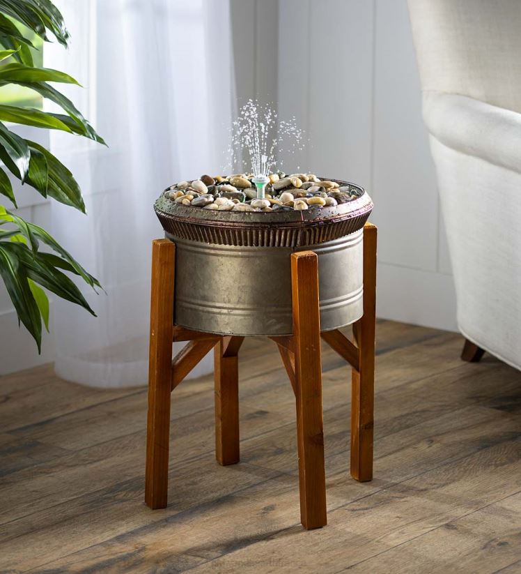 Plow & Hearth cour et jardin Kit de fontaine intelligente rechargeable sans fil Hydria 0BNZ91