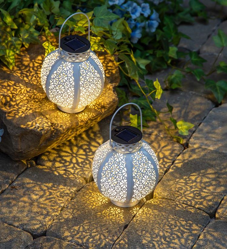 Plow & Hearth cour et jardin mini lanternes solaires découpées, lot de 2 - bronze 0BNZ484