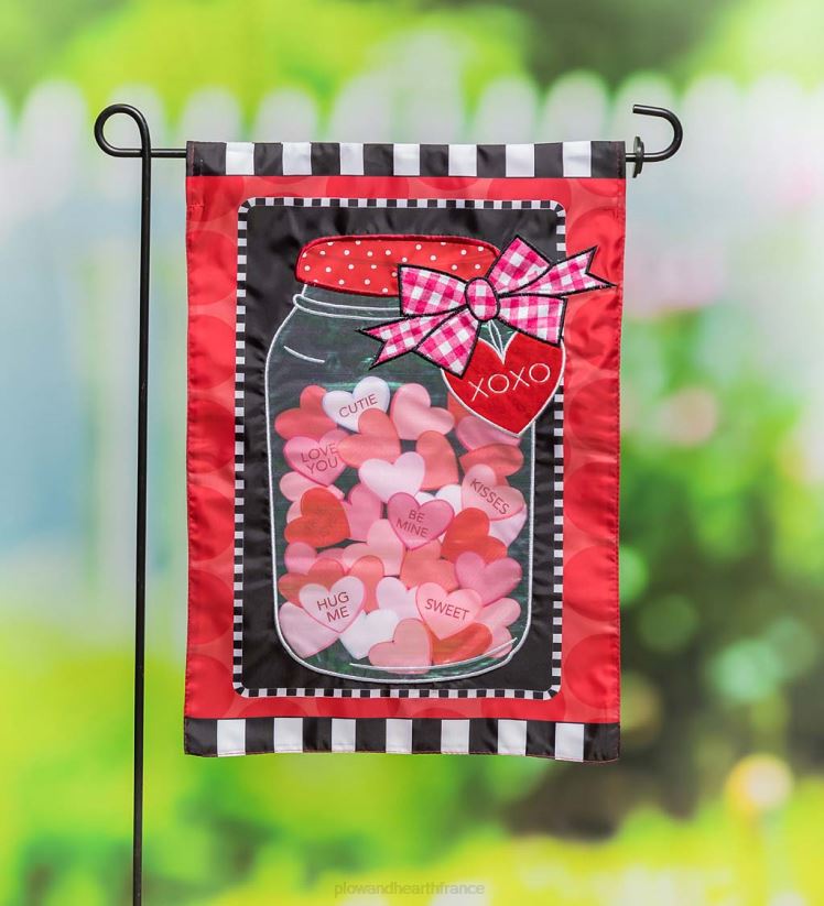 Plow & Hearth cour et jardin coeurs dans un pot drapeau de jardin en applique 0BNZ601