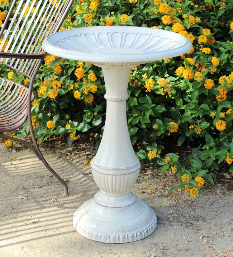 Plow & Hearth cour et jardin Bain d'oiseaux sur pied en métal blanc vintage Kingston sur socle 0BNZ841