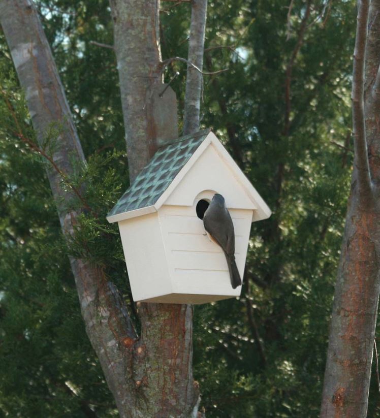 Plow & Hearth cour et jardin Nichoir suspendu en bois dur de style cottage avec toit en cuivre vert-de-gris 0BNZ876