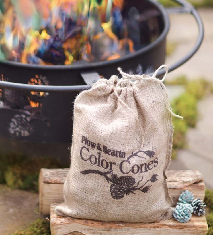 Plow & Hearth saisonniers et cadeaux cônes de couleur qui créent des flammes bleues et vertes dans la cheminée 0BNZ2992