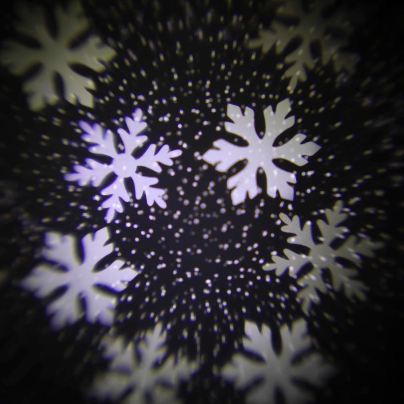 Plow & Hearth saisonniers et cadeaux Cime d'arbre de bonhomme de neige avec projecteur de flocon de neige 0BNZ2262