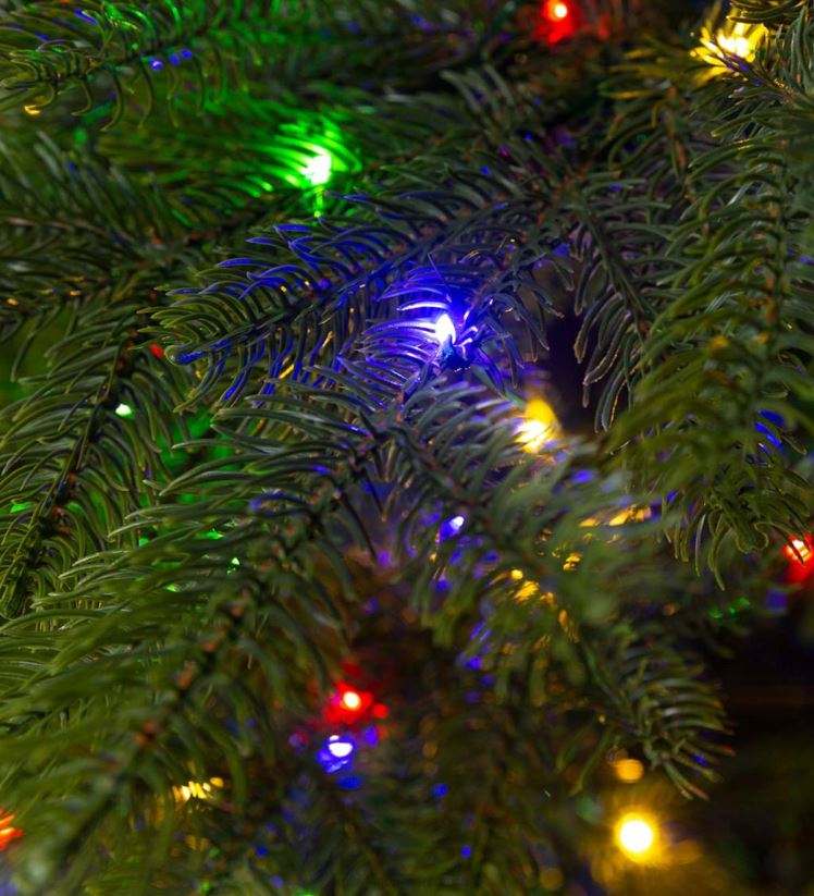 Plow & Hearth saisonniers et cadeaux Sapin de Noël pré-éclairé avec huit fonctions d'éclairage 0BNZ2294