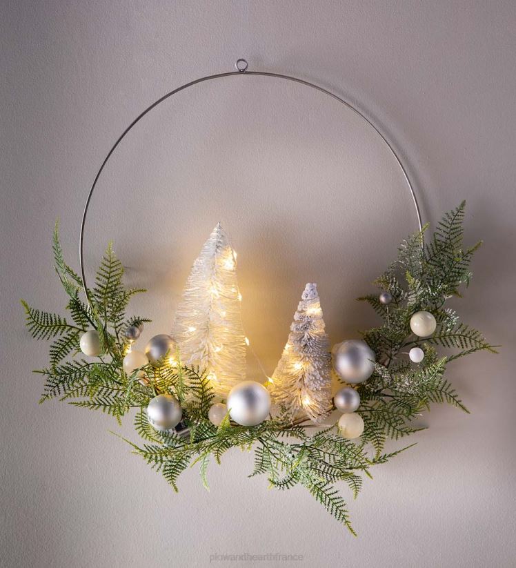 Plow & Hearth saisonniers et cadeaux couronne de vacances éclairée avec des arbres à brosses à bouteilles 0BNZ2173