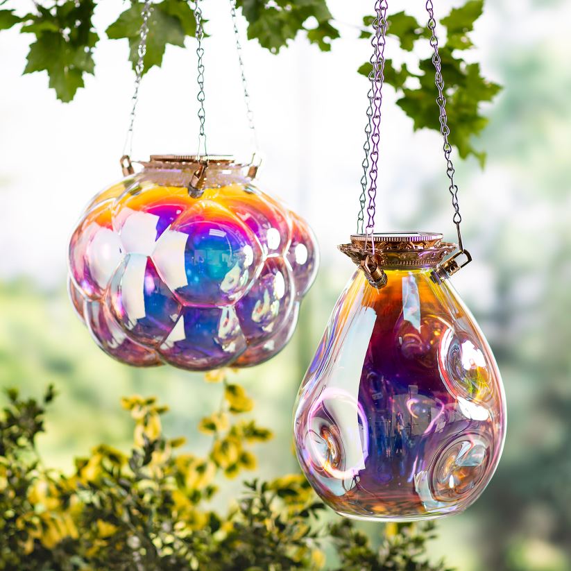Plow & Hearth saisonniers et cadeaux Lampe solaire en verre irisé à bulles suspendues avec chaîne suspendue de 16 pouces 0BNZ3153