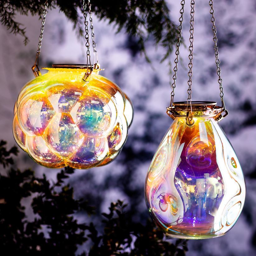 Plow & Hearth saisonniers et cadeaux Lampe solaire ovale en verre irisé avec chaîne suspendue de 16
