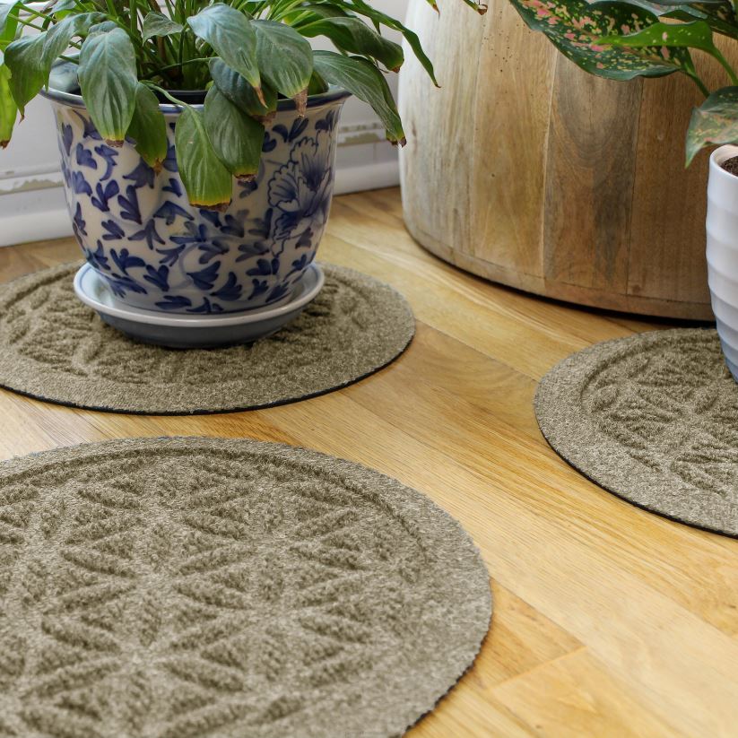 Plow & Hearth tapis et nattes Dessous de plat pour plantes fleur de vie waterhog 12